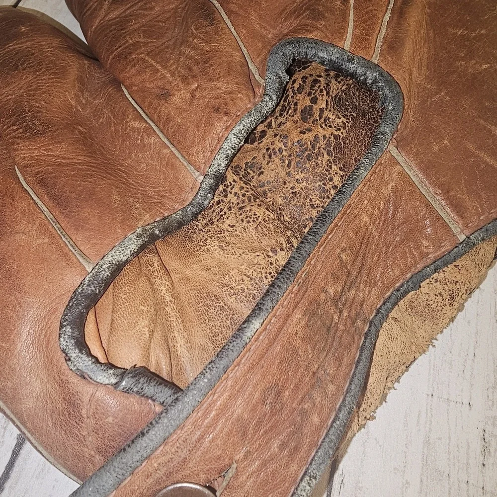 Vintage Sonnett Leather Baseball Glove Mitt Barney McCosky Model Button Strap OK